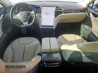 2014 Tesla Model S 60 с VIN 5YJSA1H16EFP50018, выставлен на аукционе Copart как лот 64372605 с пробегом 165 910 миль миль и Списание • Salvage title. История ставок и продаж доступна на DreamBid. Изображение 8.