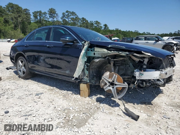 2017 Mercedes-Benz E with VIN WDDZF4JB0HA028891, listed as a Copart auction lot 51920465 with 81,156 mi miles and Salvage Title. Bid and sale history available at carsss.com. Image 4.