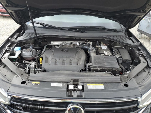 2024 Volkswagen Tiguan SE R-Line Black с VIN 3VV8B7AXXRM063670, выставлен на аукционе Copart как лот 55760315 с пробегом 12 959 миль миль и Списание • Salvage title. История ставок и продаж доступна на DreamBid. Изображение 12.