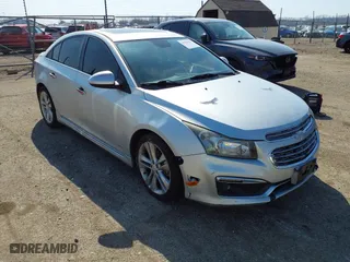 2015 Chevrolet Cruze LTZ with VIN 1G1PG5SB8F7139243, listed as a IAAI auction lot 41787933 with 230,000 mi miles. Bid and sale history available at carsss.com. Image 1.