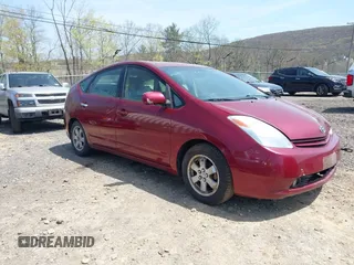 2005 Toyota Prius with VIN JTDKB20U650130633, listed as a IAAI auction lot 42114217 with 299,999 mi miles. Bid and sale history available at carsss.com. Image 1.