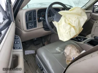 2003 Chevrolet Silverado 1500 LT with VIN 2GCEC19TX31107629, listed as a Copart auction lot 69929784 with 321,909 mi miles and Salvage Title. Bid and sale history available at carsss.com. Image 8.