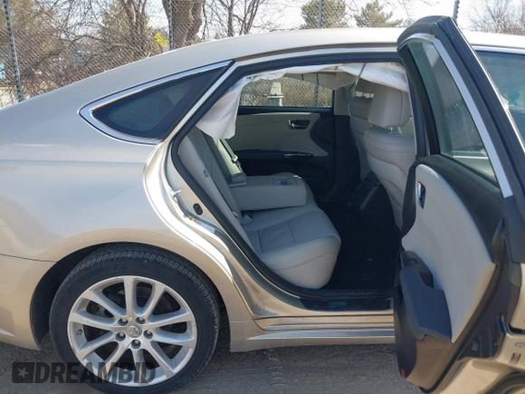 2013 Toyota Avalon XLE with VIN 4T1BK1EB7DU034725, listed as a IAAI auction lot 41775881 with Not Provided miles and . Bid and sale history available at DreamBid. Image 8.