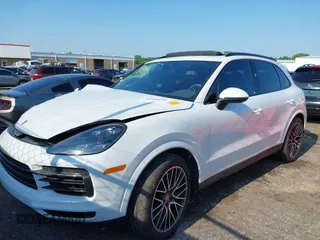 2021 Porsche Cayenne с VIN WP1AA2AYXMDA09268, выставлен на аукционе IAAI как лот 42458825 с пробегом Не указан миль и . История ставок и продаж доступна на DreamBid. Изображение 17.