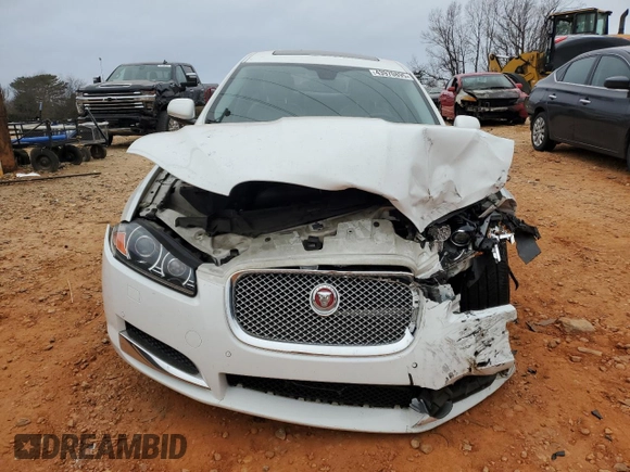 2015 Jaguar XF I4 T Premium with VIN SAJWA0FS0FPU48322, listed as a Copart auction lot 43970895 with 96,155 mi miles and Salvage Title. Bid and sale history available at carsss.com. Image 5.