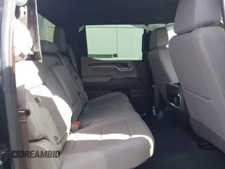 2024 GMC Sierra 1500 with VIN 1GTPHDE88RZ333584, listed as a IAAI auction lot 41581228 with 6,231 mi miles and . Bid and sale history available at DreamBid. Image 8.