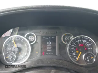 2019 Ram 2500 Big Horn with VIN 3C6UR5DJ3KG605871, listed as a IAAI auction lot 41292336 with 104,270 mi miles and . Bid and sale history available at DreamBid. Image 7.