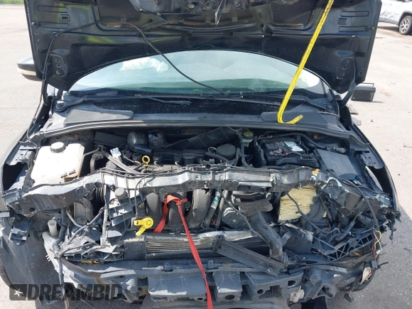 2012 Ford Focus SE with VIN 1FAHP3F28CL451694, listed as a IAAI auction lot 42491774 with Not provided miles and . Bid and sale history available at DreamBid. Image 10.