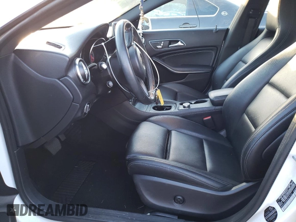 2018 Mercedes-Benz CLA 250 with VIN WDDSJ4GB6JN576724, listed as a Copart auction lot 77612493 with 40,638 mi miles and . Bid and sale history available at DreamBid. Image 7.