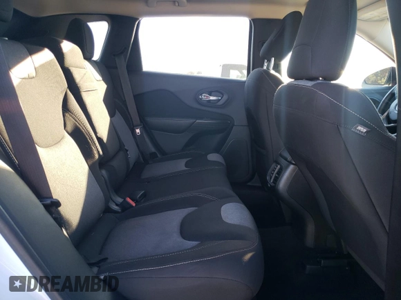2017 Jeep Cherokee Sport z VIN 1C4PJLAS7HW548230, wystawiony jako Copart lot #81716524 z przebiegiem 84 313 mil mil oraz Szkoda całkowita • Salvage title. Historia ofert i sprzedaży dostępna na DreamBid. Obrazek 11.