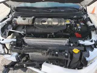 2024 Jeep Wagoneer с VIN 1C4SJUAPXRS115733, выставлен на аукционе Copart как лот 53359125 с пробегом 14 131 миль миль и Списание • Salvage title. История ставок и продаж доступна на DreamBid. Изображение 12.