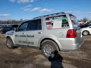 2006 Lincoln Navigator Luxury with VIN 5LMFU28546LJ12469, listed as a Copart auction lot 45555725 with 171,199 mi miles and Salvage Title. Bid and sale history available at carsss.com. Image 2.