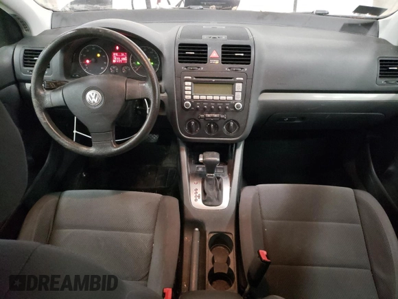 2008 Volkswagen Rabbit S с VIN WVWDB71K38W329868, выставлен на аукционе Copart как лот 45488295 с пробегом 148 723 миль миль и Чистый • Clean title. История ставок и продаж доступна на DreamBid. Изображение 8.