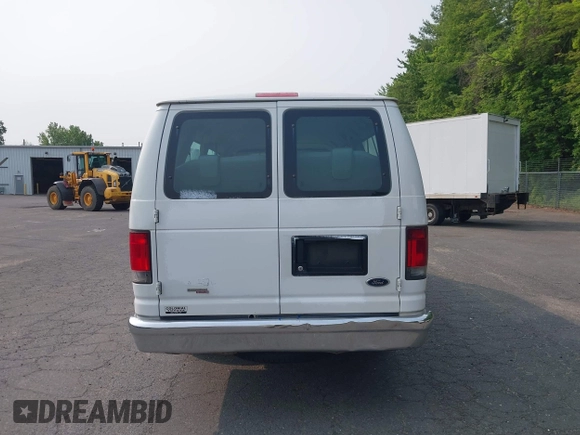 2013 Ford Econoline Passenger XL with VIN 1FBSS3BL8DDA76905, listed as a IAAI auction lot 42338386 with 170,674 mi miles and . Bid and sale history available at DreamBid. Image 17.
