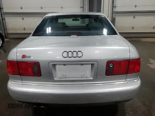 2001 Audi S8 z VIN WAUGU54D01N012440, wystawiony jako Copart lot #88053405 z przebiegiem 183 284 mil mil oraz Szkody całkowita. Historia ofert i sprzedaży dostępna na DreamBid. Obrazek 6.
