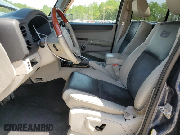 2008 Jeep Commander Overland z VIN 1J8HG68268C235609, wystawiony jako Copart lot #53258215 z przebiegiem 180 959 mil mil oraz Szkoda całkowita • Salvage title. Historia ofert i sprzedaży dostępna na DreamBid. Obrazek 7.