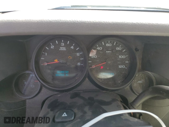 2007 Chevrolet Silverado 1500 Work Truck with VIN 2GCEC13C271677610, listed as a Copart auction lot 40425534 with 306,908 mi miles and Salvage Title. Bid and sale history available at DreamBid. Image 9.