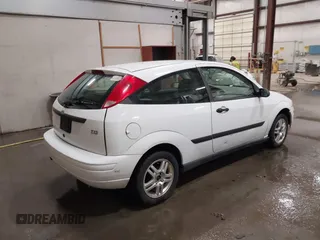 2002 Ford Focus ZX3 с VIN 3FAFP31342R171472, выставлен на аукционе IAAI как лот 41916406 с пробегом 334 934 миль миль и . История ставок и продаж доступна на DreamBid. Изображение 4.