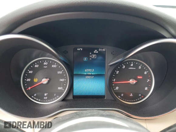 2019 Mercedes-Benz C 300 z VIN 55SWF8DB7KU286872, wystawiony jako Copart lot #44415105 z przebiegiem 109 217 mil mil oraz Szkoda całkowita • Salvage title. Historia ofert i sprzedaży dostępna na DreamBid. Obrazek 9.