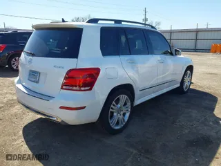 2014 Mercedes-Benz GLK-Class GLK 350 with VIN WDCGG8JB8EG309801, listed as a IAAI auction lot 41705312 with NaN miles. Bid and sale history available at carsss.com. Image 4.