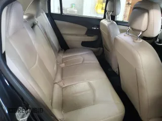 2012 Chrysler 200 Limited z VIN 1C3CCBCG7CN300185, wystawiony jako Copart lot #57810525 z przebiegiem 173 981 mil mil oraz Szkoda całkowita • Salvage title. Historia ofert i sprzedaży dostępna na DreamBid. Obrazek 10.