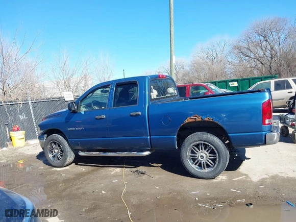 2004 Dodge Ram 1500 SLT with VIN 1D7HU18D24S789272, listed as a IAAI auction lot 41623802 with 218,013 mi miles. Bid and sale history available at carsss.com. Image 14.