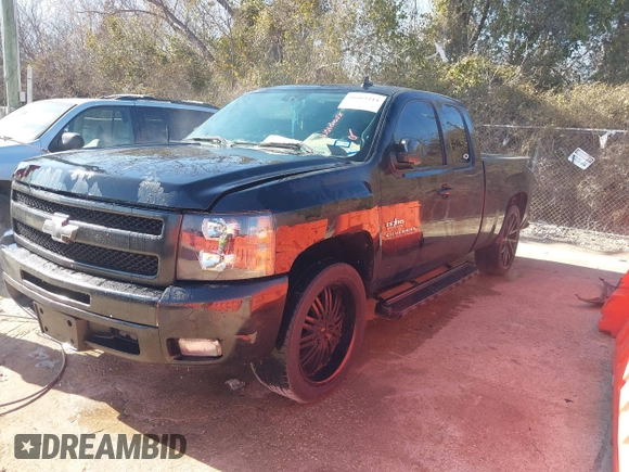 2010 Chevrolet Silverado 1500 LT with VIN 1GCSCSE06AZ263210, listed as a IAAI auction lot 41669444 with 183,186 mi miles and . Bid and sale history available at DreamBid. Image 2.