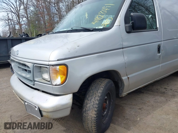 2001 Ford Econoline Cargo with VIN 1FTRE14281HA44065, listed as a IAAI auction lot 41828491 with 116,086 mi miles. Bid and sale history available at carsss.com. Image 6.