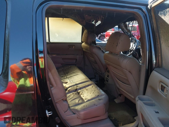 2009 Honda Pilot EX-L with VIN 5FNYF48699B023311, listed as a IAAI auction lot 41981928 with Not Provided miles and . Bid and sale history available at carsss.com. Image 8.