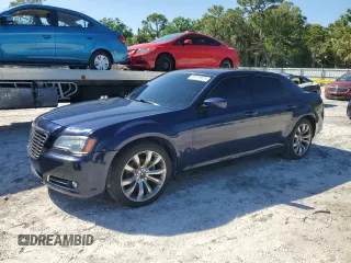 2014 Chrysler 300 with VIN 2C3CCABGXEH322964, listed as a Copart auction lot 47419315 with 130,287 mi miles and Salvage Title. Bid and sale history available at carsss.com. Image 1.
