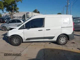 2015 Ford Transit Connect XL с VIN NM0LS6E70F1179690, выставлен на аукционе IAAI как лот 41828263 с пробегом 214 548 миль миль и . История ставок и продаж доступна на DreamBid. Изображение 15.