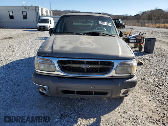 2001 Ford Explorer XLT with VIN 1FMZU83P61ZA38750, listed as a Copart auction lot 48524285 with 245,305 mi miles and Clean title. Bid and sale history available at DreamBid. Image 5.