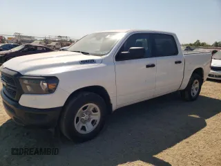 2024 Ram 1500 Tradesman z VIN 1C6SRFGT6RN121396, wystawiony jako Copart lot #75023444 z przebiegiem 25 517 mil mil oraz Szkoda całkowita • Salvage title. Historia ofert i sprzedaży dostępna na DreamBid. Obrazek 1.