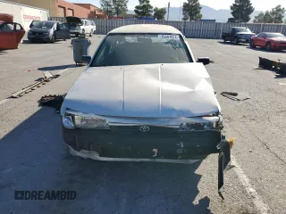 1990 Toyota Camry z VIN JT2SV21W7L0364695, wystawiony jako Copart lot #75491924 z przebiegiem 262 028 mil mil oraz Szkoda całkowita • Salvage title. Historia ofert i sprzedaży dostępna na DreamBid. Obrazek 5.