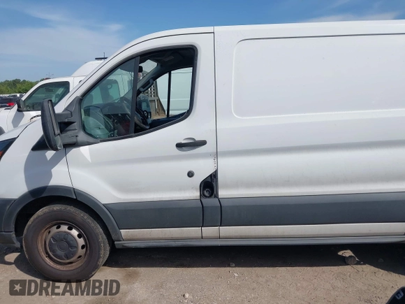 2016 Ford Transit Cargo with VIN 1FTYE1ZM0GKB06687, listed as a IAAI auction lot 42232871 with 330,423 mi miles and . Bid and sale history available at DreamBid. Image 14.