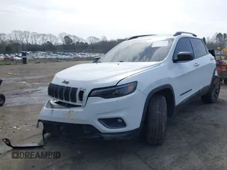 2021 Jeep Cherokee Latitude Lux with VIN 1C4PJMMX6MD148808, listed as a IAAI auction lot 41840146 with 34,155 mi miles and . Bid and sale history available at carsss.com. Image 18.