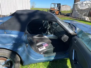 2007 Saturn Sky z VIN 1G8MB35B77Y138485, wystawiony jako Copart lot #46497125 z przebiegiem 90 075 mil mil oraz Szkoda całkowita • Salvage title. Historia ofert i sprzedaży dostępna na DreamBid. Obrazek 5.