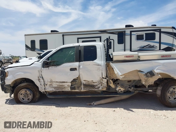 2019 Ford F-250 XL with VIN 1FT7X2B62KED96266, listed as a IAAI auction lot 42240266 with 130,536 mi miles and . Bid and sale history available at DreamBid. Image 14.