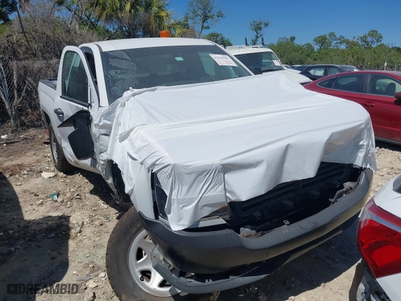 2018 Chevrolet Silverado 1500 Work Truck with VIN 1GCNCNEHXJZ346840, listed as a IAAI auction lot 41636787 with 118,131 mi miles. Bid and sale history available at carsss.com. Image 1.