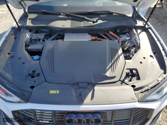 2022 Audi e-tron Chronos with VIN WA1VABGE9NB040096, listed as a Copart auction lot 44611785 with 49,609 mi miles and Salvage Title. Bid and sale history available at carsss.com. Image 14.