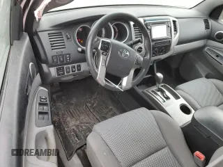 2015 Toyota Tacoma z VIN 3TMLU4EN0FM170751, wystawiony jako Copart lot #85368854 z przebiegiem 92 689 mil mil oraz Szkoda całkowita • Salvage title. Historia ofert i sprzedaży dostępna na DreamBid. Obrazek 8.
