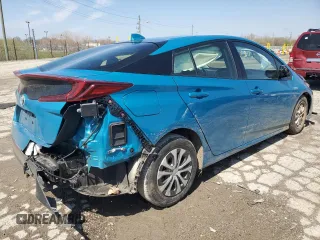 2017 Toyota Prius Plus z VIN JTDKARFP8H3047446, wystawiony jako Copart lot #52586335 z przebiegiem 63 852 mil mil oraz Szkoda całkowita • Salvage title. Historia ofert i sprzedaży dostępna na DreamBid. Obrazek 3.
