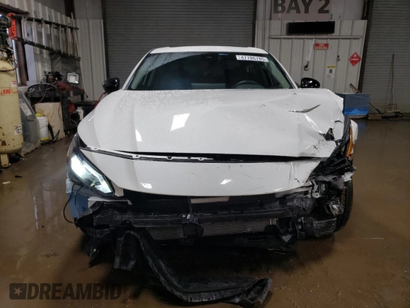 2025 Nissan Altima SR with VIN 1N4BL4CV1SN315884, listed as a Copart auction lot 47786785 with 7,807 mi miles and Salvage Title. Bid and sale history available at DreamBid. Image 5.