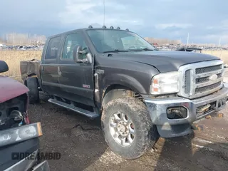 2006 Ford Super Duty F-250 XL with VIN 1FTSW21PX6EB53754, listed as a IAAI auction lot 41684592 with 242,650 mi miles. Bid and sale history available at carsss.com. Image 1.