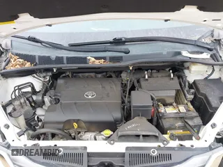 2011 Toyota Sienna XLE with VIN 5TDDK3DC0BS015244, listed as a IAAI auction lot 41413002 with 128,591 mi miles. Bid and sale history available at carsss.com. Image 10.