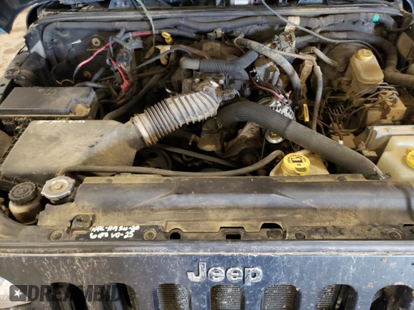 2007 Jeep Wrangler Unlimited X с VIN 1J4GA39197L145890, выставлен на аукционе Copart как лот 57981225 с пробегом 260 361 миль миль и Чистый • Clean title. История ставок и продаж доступна на DreamBid. Изображение 12.