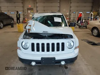 2015 Jeep Patriot Limited with VIN 1C4NJRCB8FD188966, listed as a IAAI auction lot 41487004 with 150,646 mi miles and . Bid and sale history available at DreamBid. Image 12.