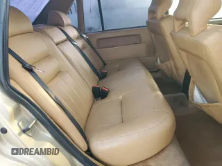 1993 Volvo 900 z VIN YV1JS8318P1140782, wystawiony jako Copart lot #41431855 z przebiegiem 141 139 mil mil oraz Szkody całkowita. Historia ofert i sprzedaży dostępna na DreamBid. Obrazek 10.