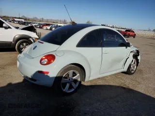 2010 Volkswagen New Beetle Coupe with VIN 3VWRG3AGXAM036824, listed as a Copart auction lot 49136755 with 72,442 mi miles and Salvage Title. Bid and sale history available at carsss.com. Image 3.