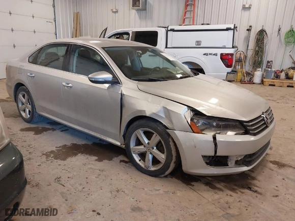 2012 Volkswagen Passat SE with VIN 1VWBH7A31CC035908, listed as a IAAI auction lot 41535111 with 119,816 mi miles. Bid and sale history available at carsss.com. Image 1.